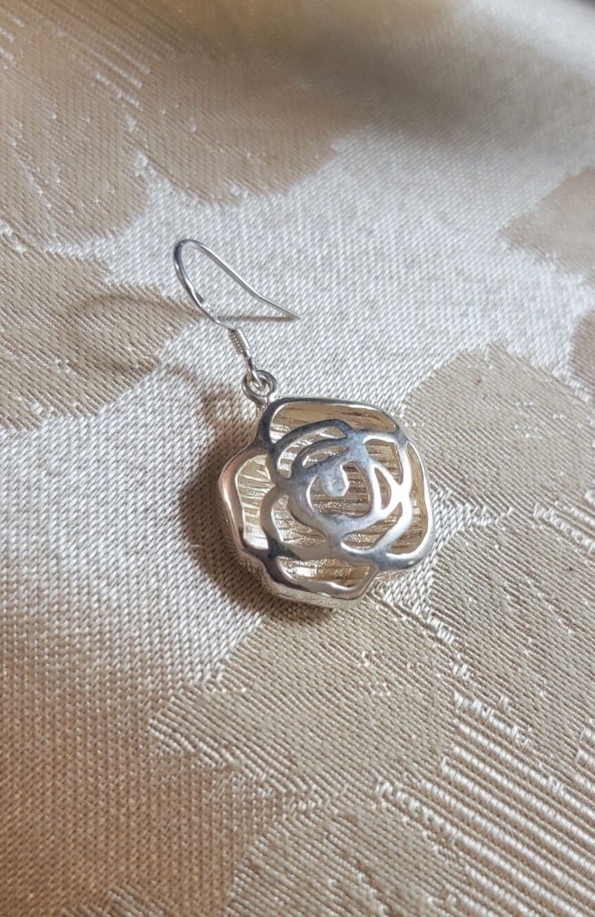 Sterling Silver Two Tone Rose Pendant Necklace & Earrings gold/ silver New set